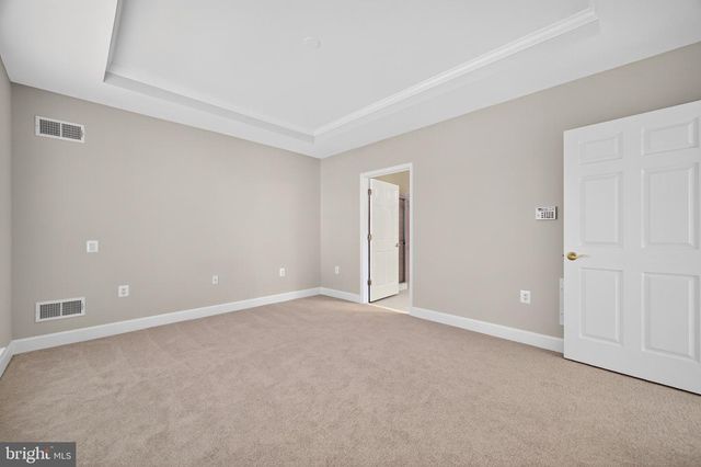 44472 OAKMONT MANOR SQ, Ashburn, VA 20147