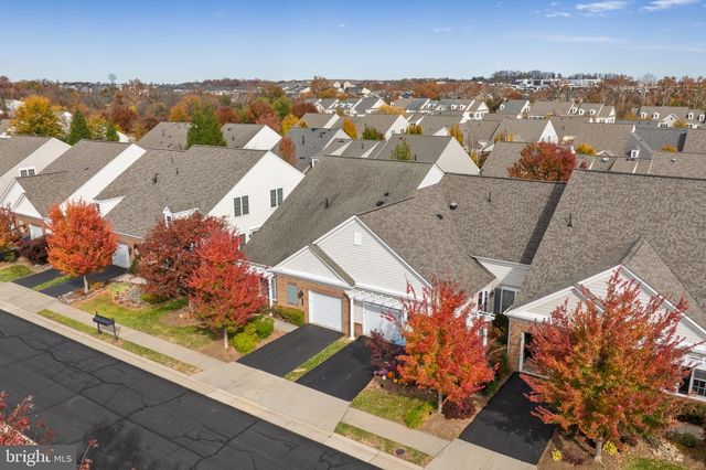 44472 OAKMONT MANOR SQ, Ashburn, VA 20147