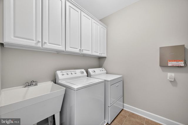 44472 OAKMONT MANOR SQ, Ashburn, VA 20147