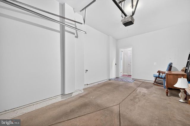 44472 OAKMONT MANOR SQ, Ashburn, VA 20147