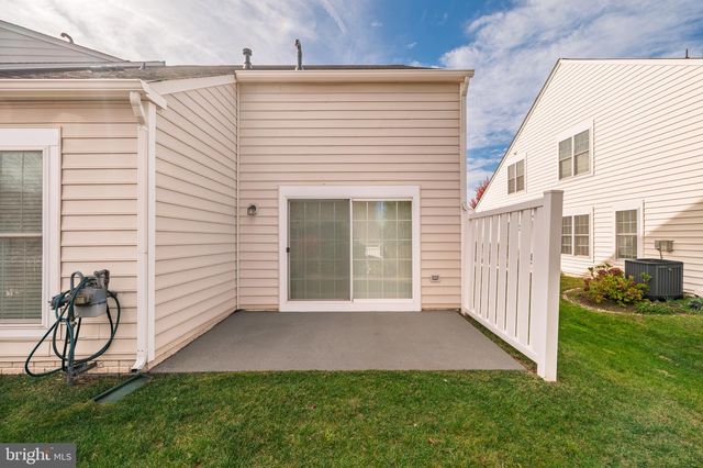 44472 OAKMONT MANOR SQ, Ashburn, VA 20147