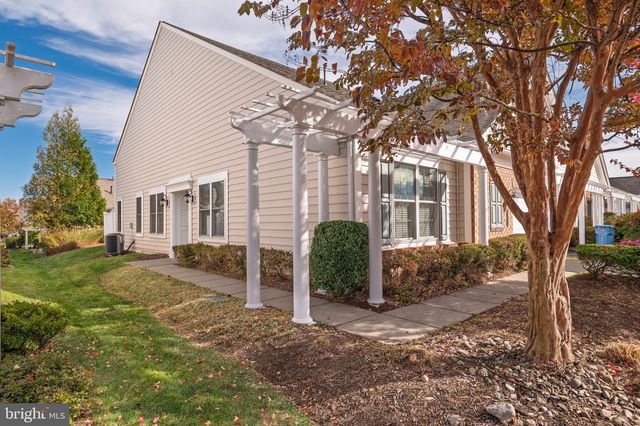 44472 OAKMONT MANOR SQ, Ashburn, VA 20147