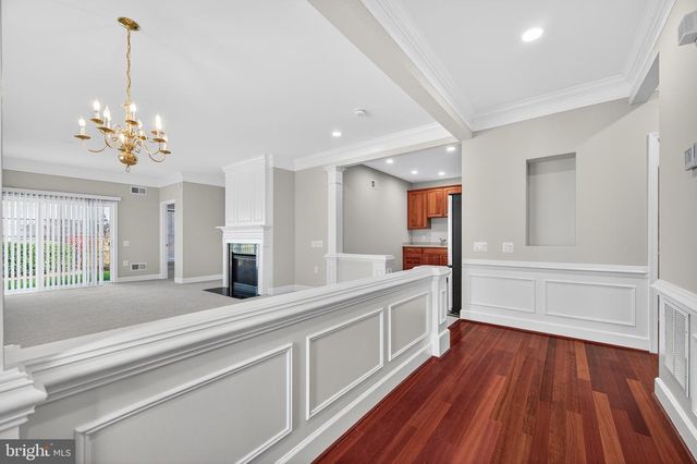 44472 OAKMONT MANOR SQ, Ashburn, VA 20147