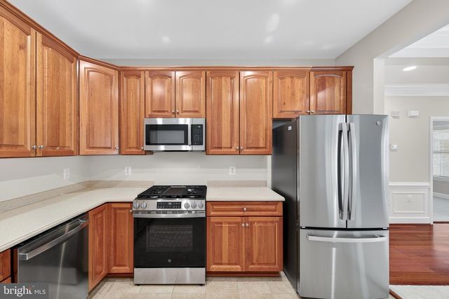 44472 OAKMONT MANOR SQ, Ashburn, VA 20147