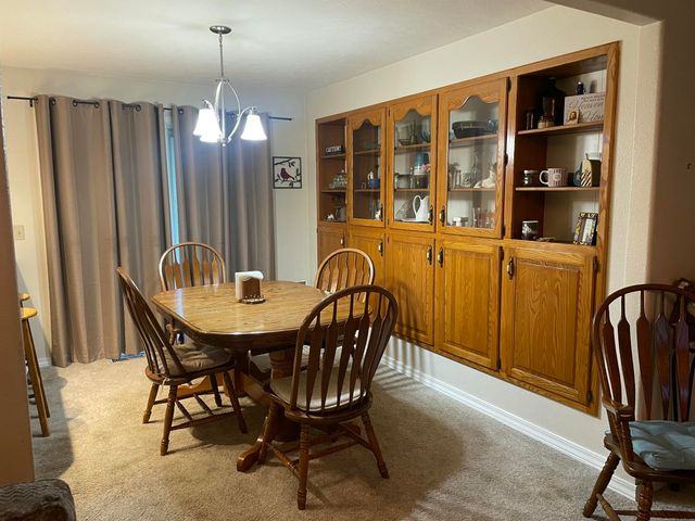 2105 Oakridge Drive, Ava, MO 65608