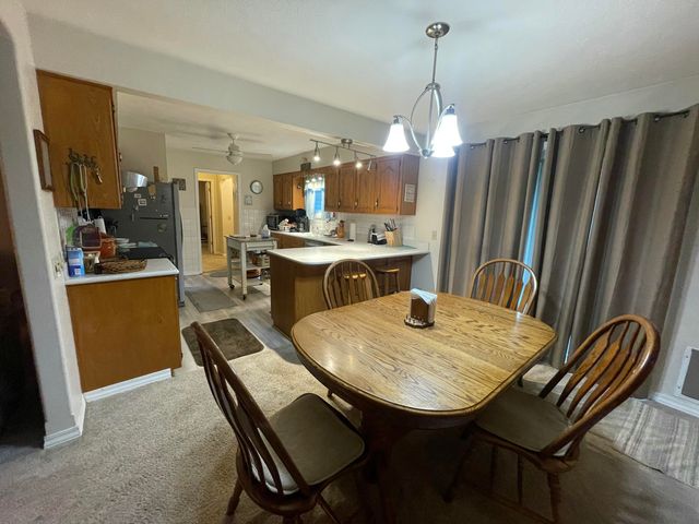 2105 Oakridge Drive, Ava, MO 65608