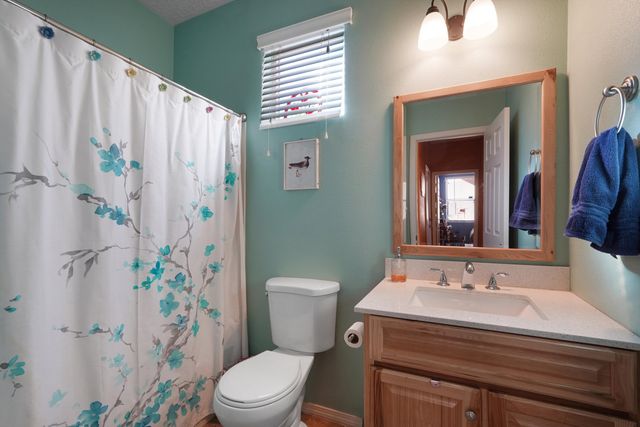 11909 Blue Ribbon Road SE, Albuquerque, NM 87123