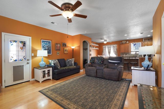 11909 Blue Ribbon Road SE, Albuquerque, NM 87123