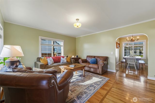 22 NW B Street, College Place, WA 99324