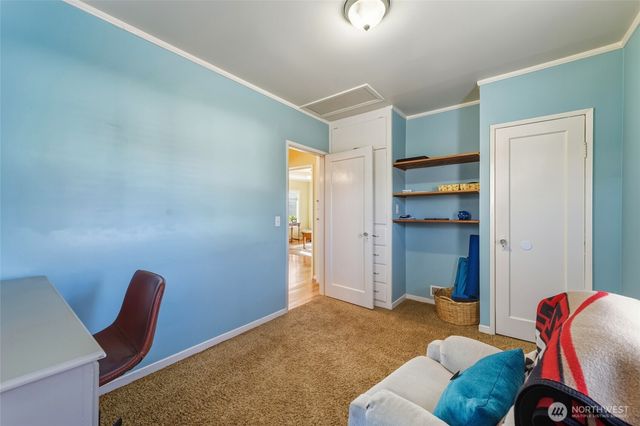 22 NW B Street, College Place, WA 99324