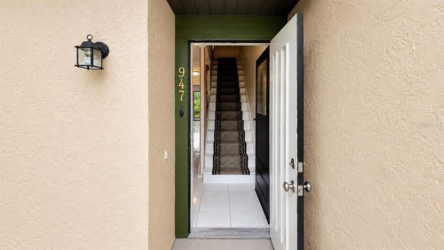 947 SUNRIDGE WAY A3, Sarasota, FL 34234