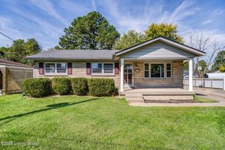 7109 Uranus Dr, Louisville, KY 40258