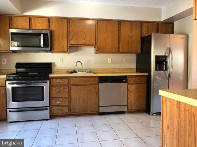 5902 E BONIWOOD TURN, Clinton, MD 20735