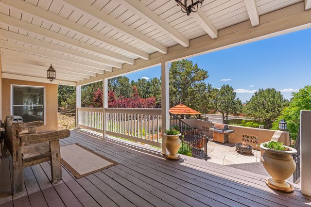 1801 & 1801A Calle De Sebastian, Santa Fe, NM 87505
