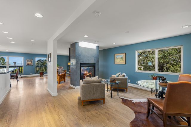 1801 & 1801A Calle De Sebastian, Santa Fe, NM 87505