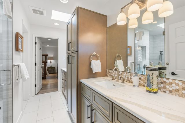 1801 & 1801A Calle De Sebastian, Santa Fe, NM 87505