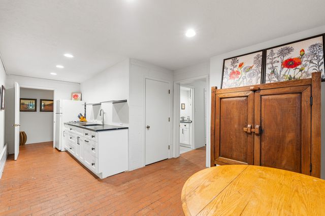 1801 & 1801A Calle De Sebastian, Santa Fe, NM 87505