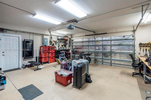 5900 York Ln, Davie, FL 33331