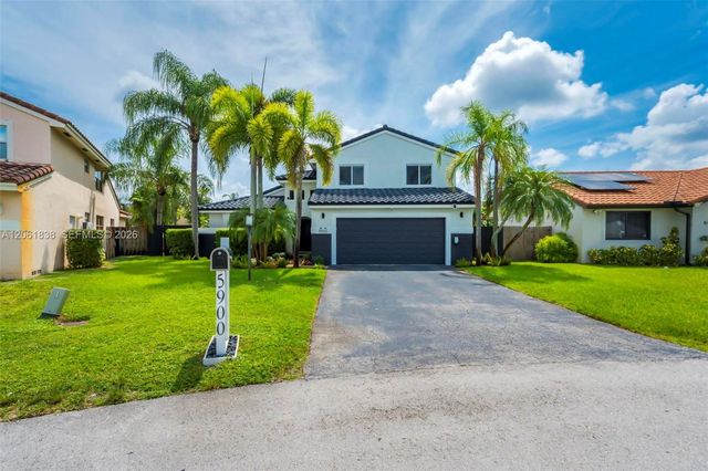 5900 York Ln, Davie, FL 33331