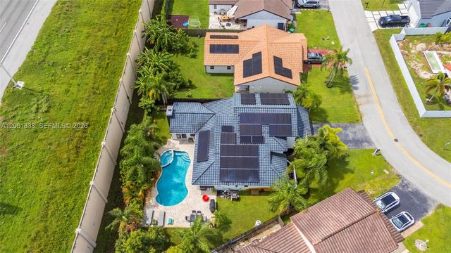 5900 York Ln, Davie, FL 33331