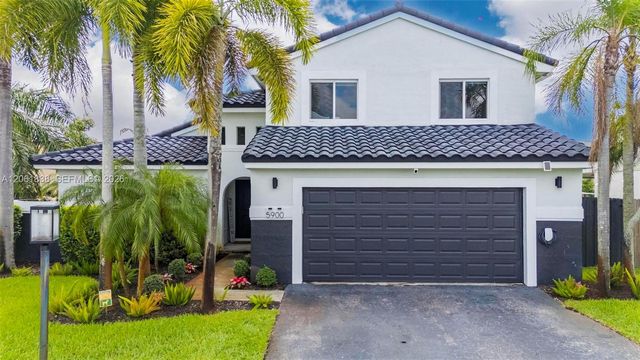 5900 York Ln, Davie, FL 33331