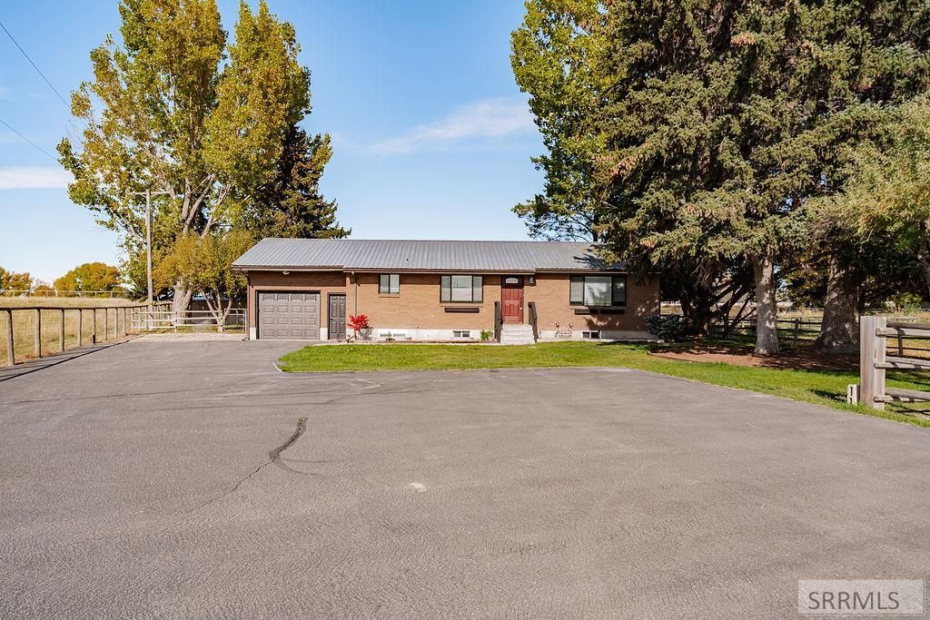 4665 E Bailey Lane, Ammon, ID 83406