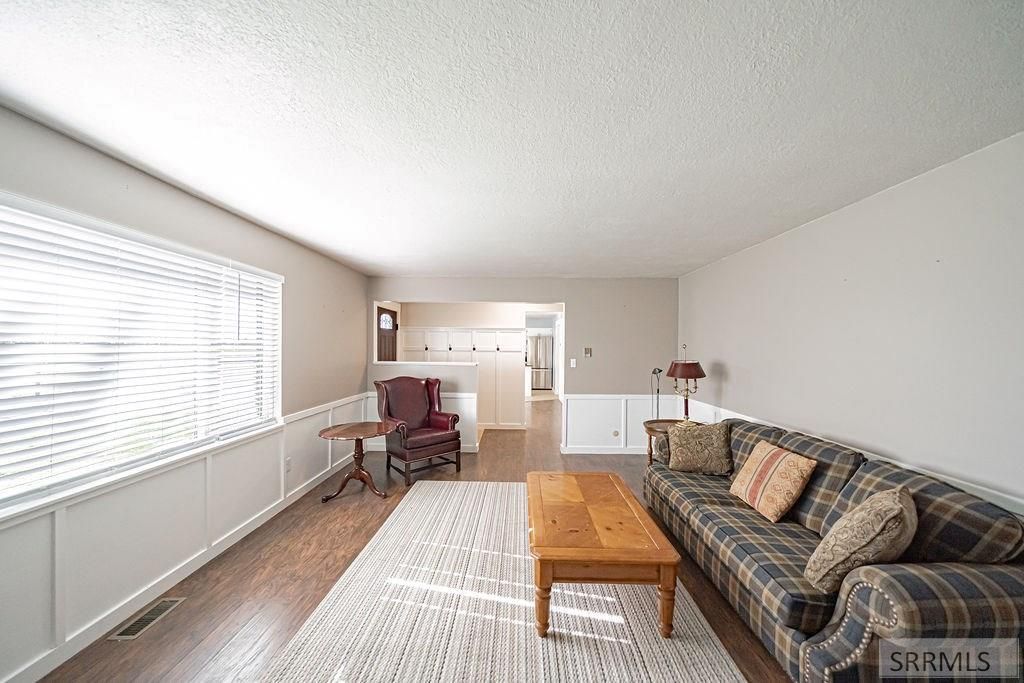 Image 10 of property listing at 4665 E Bailey Lane, Ammon, ID 83406