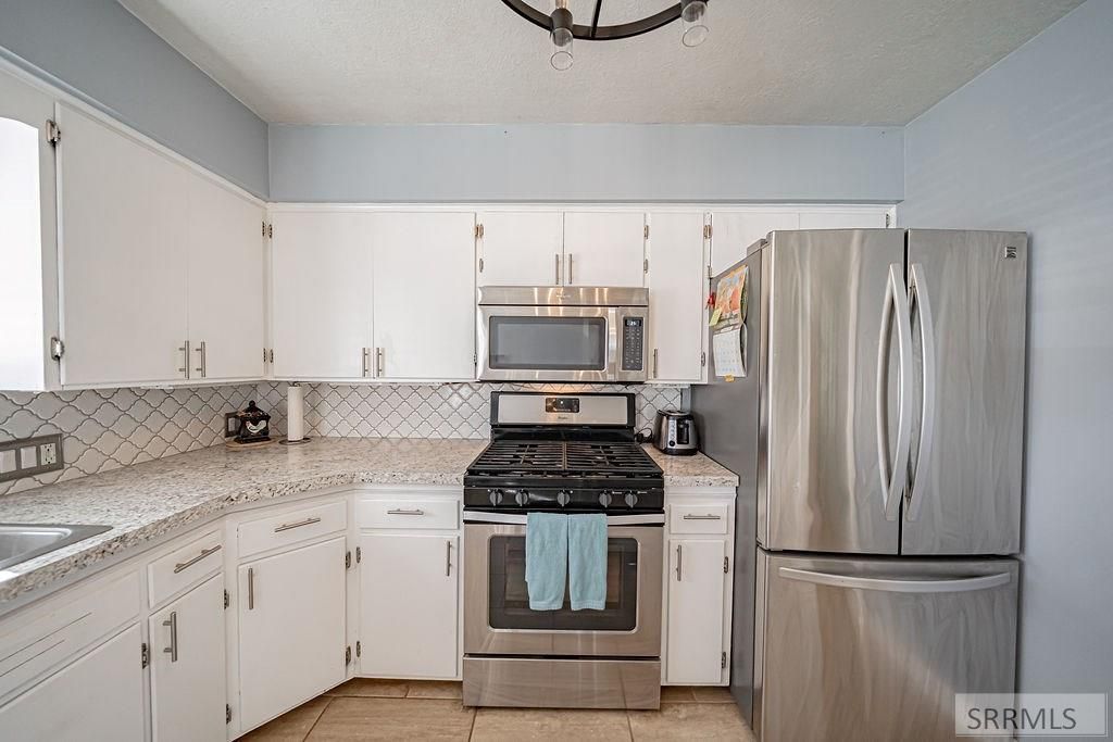 Image 18 of property listing at 4665 E Bailey Lane, Ammon, ID 83406