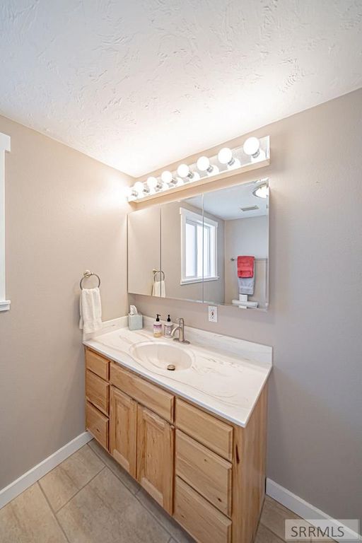 Image 52 of property listing at 4665 E Bailey Lane, Ammon, ID 83406