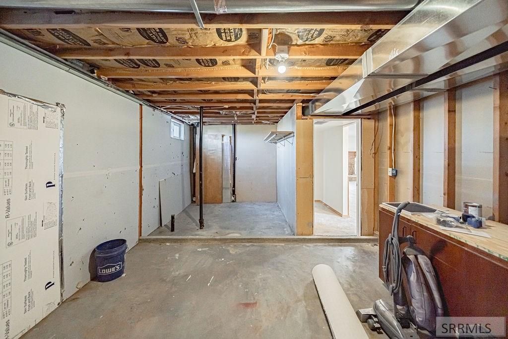 Image 54 of property listing at 4665 E Bailey Lane, Ammon, ID 83406