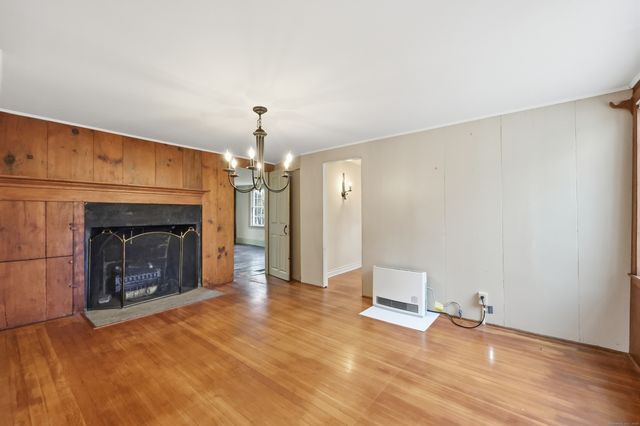 268 Main Street, Durham, CT 06422