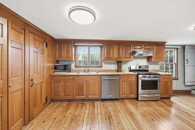 268 Main Street, Durham, CT 06422