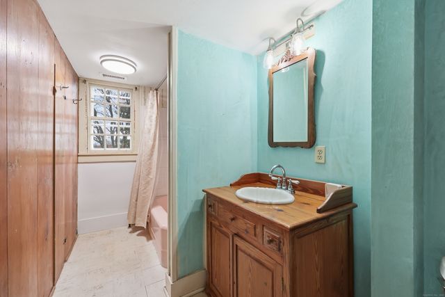 268 Main Street, Durham, CT 06422