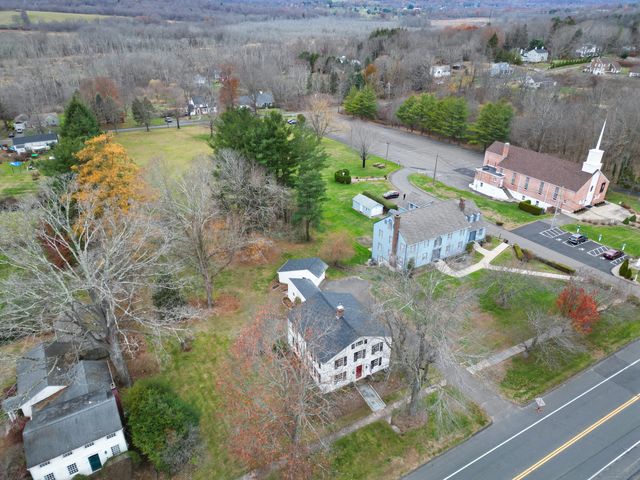 268 Main Street, Durham, CT 06422