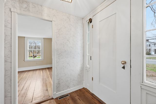 268 Main Street, Durham, CT 06422