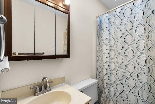 8261 FRANCES LN, Owings, MD 20736