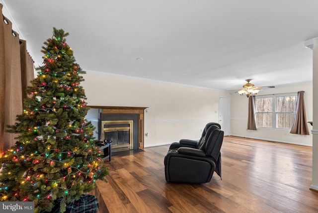 8261 FRANCES LN, Owings, MD 20736