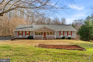 8261 FRANCES LN, Owings, MD 20736