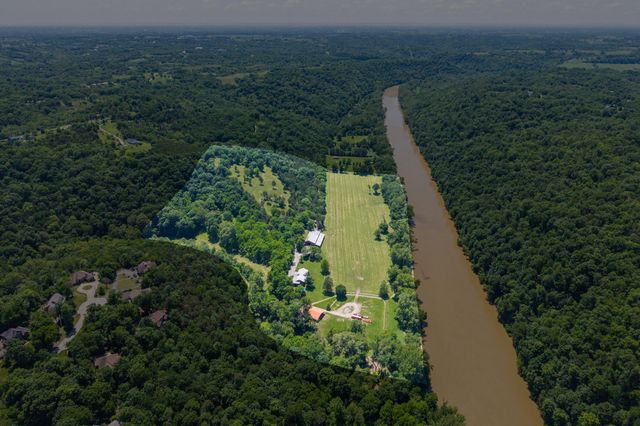 3700 River Drive, Richmond, KY 40475
