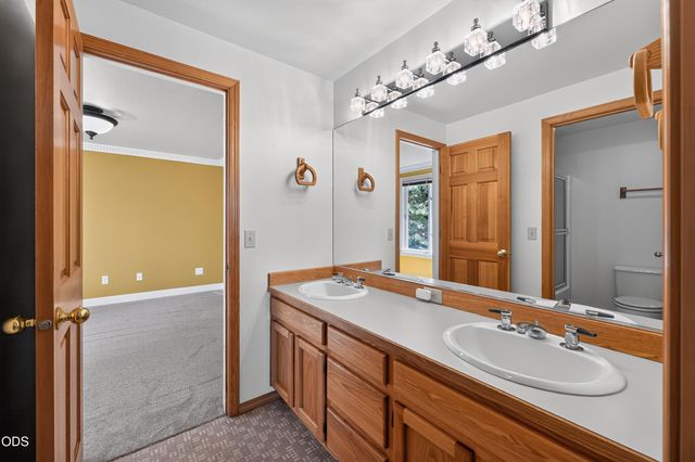 1573 NW City View Drive, Bend, OR 97703