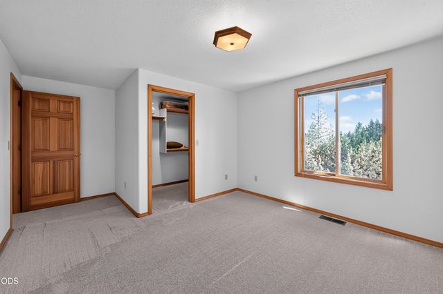 1573 NW City View Drive, Bend, OR 97703