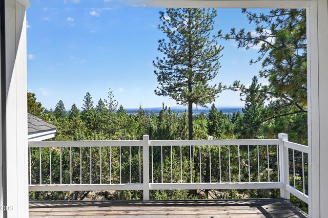 1573 NW City View Drive, Bend, OR 97703