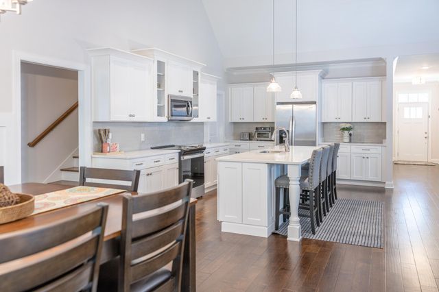 6486 Satjanon Drive, Ooltewah, TN 37363