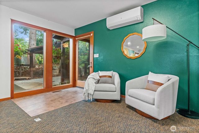 225 3rd Court, Fox Island, WA 98333