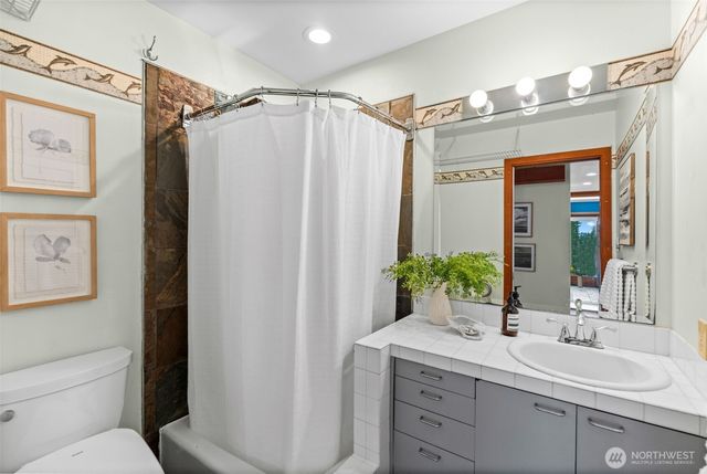 225 3rd Court, Fox Island, WA 98333