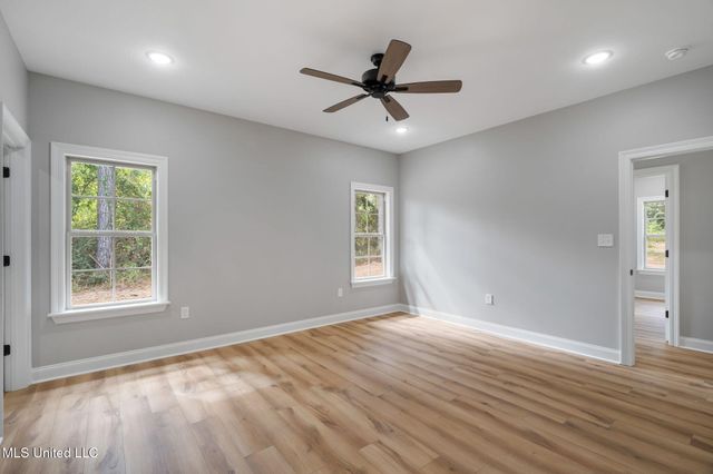 158 Woodbridge Lane, Seminary, MS 39479