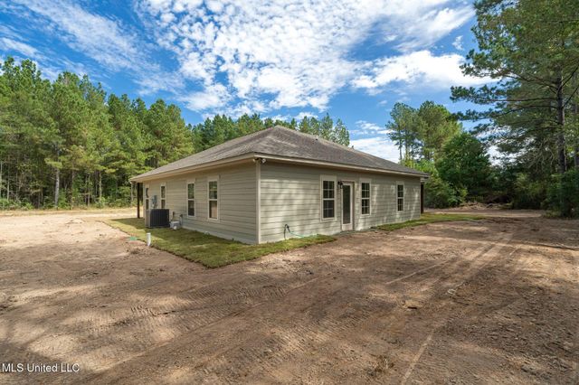 158 Woodbridge Lane, Seminary, MS 39479