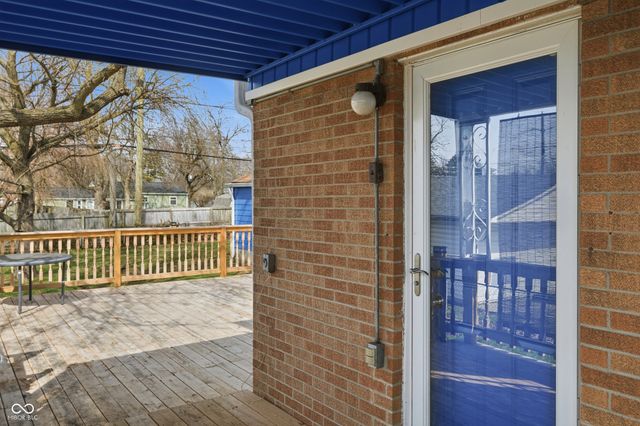 7104 E 10th Street, Indianapolis, IN 46219