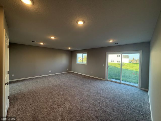 19099 Goodhue Street NE, East Bethel, MN 55011