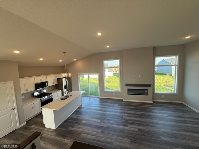 19099 Goodhue Street NE, East Bethel, MN 55011